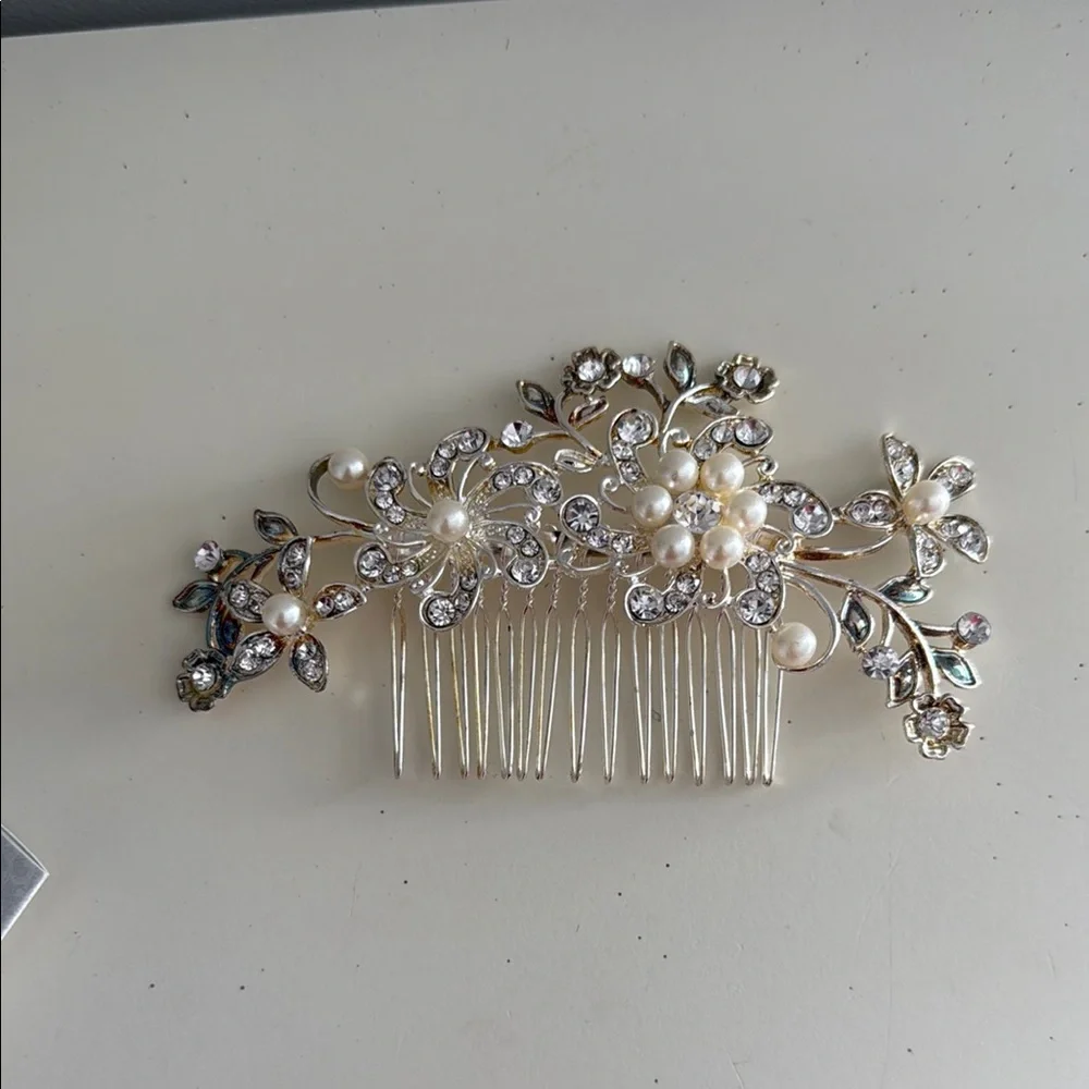 Elegant Silver and Pearl Hair Barrette Hair Clip & Comb - Picture 4 of 7